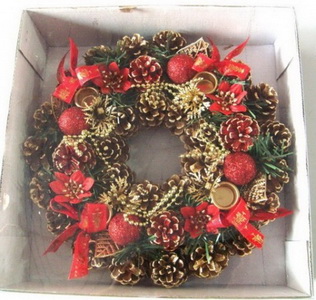 Pinecone Candleholder 