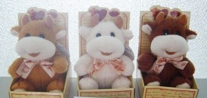 TLA8093 cow plush toy keyring photo