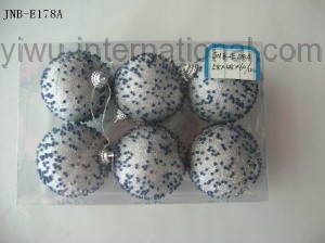 Xmas Foam Balls Photo