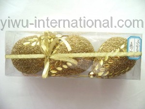 Golden Xmas Ball decoration Photo
