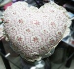 Flower Printing Hug Pillows Make Spring Colorful 2 Photo