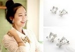 Yiwu City Have Many Korean-style Earrings Photo