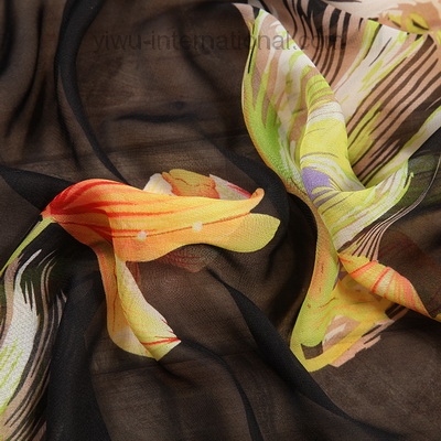 Yiwu Flower Design Cool Summer Clothing Fabric Croatia Market Agent